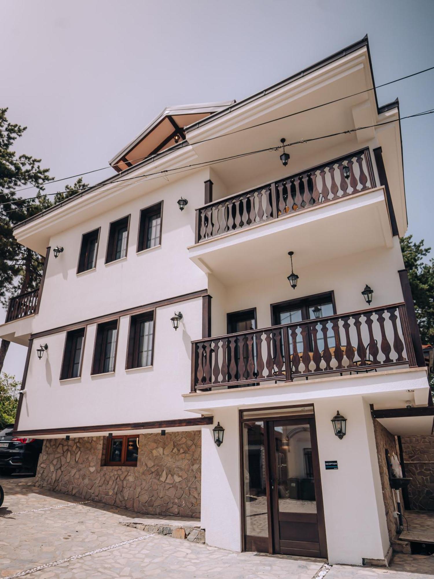 Pupin Gorna Porta Ohrid